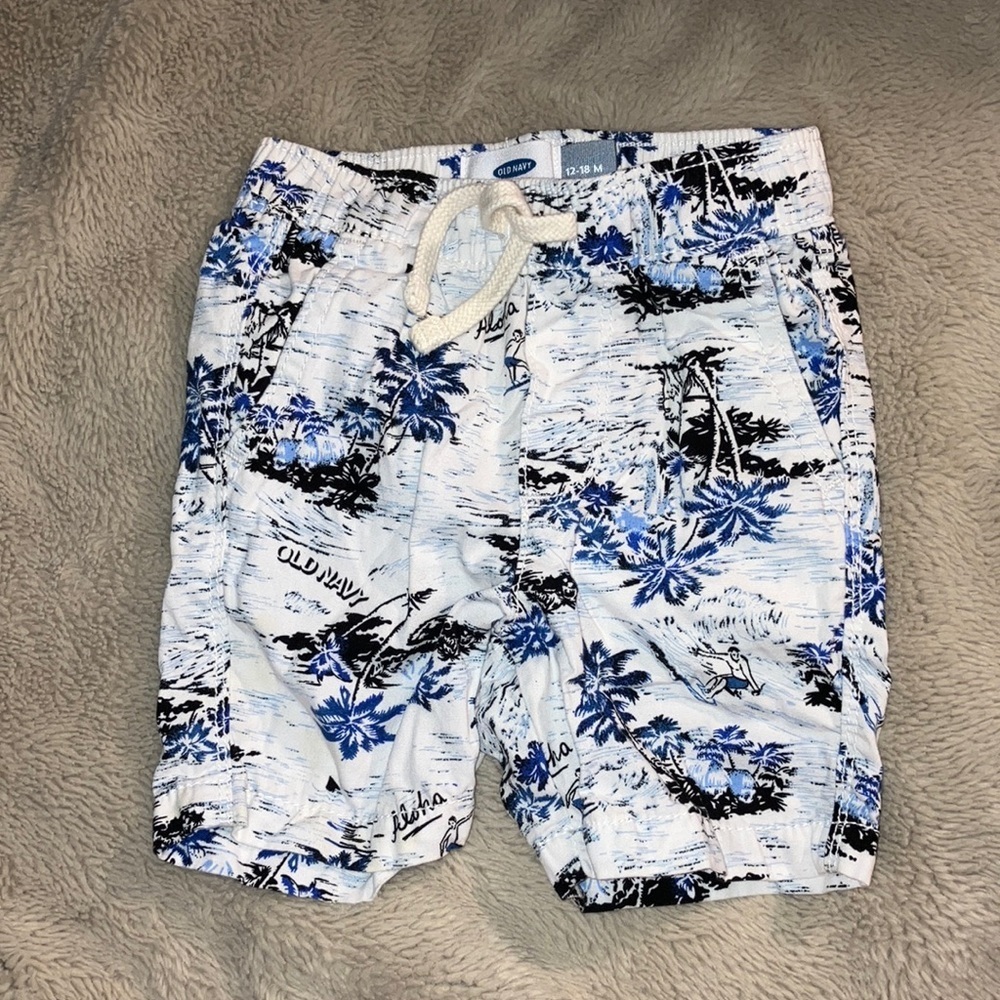 🎉4 for $20 Old Navy Drawstring Shorts, 12-18 mo